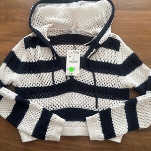 NWT Zara pullover medium